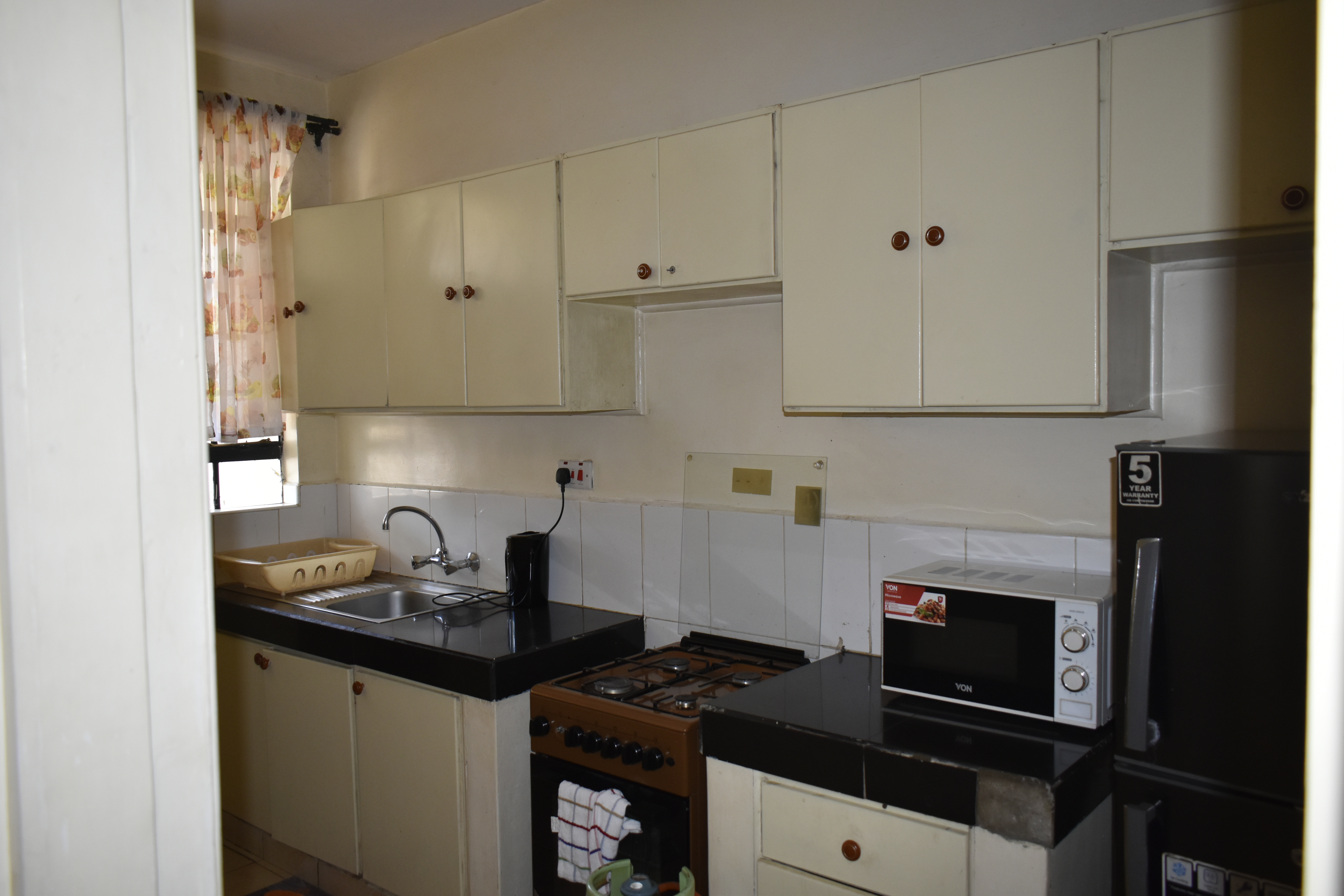 Fully equipped kitchen